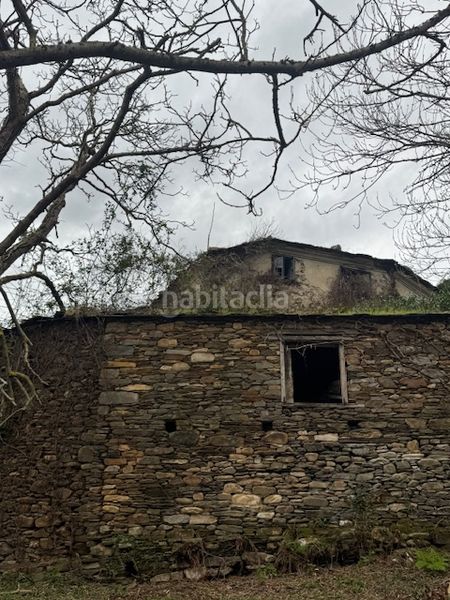 Foto b1aef2b0-fba4-45af-8191-ad3939bc36d4. Masia a Castropol