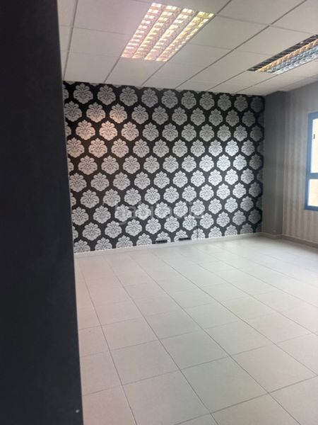 Foto 07c6e7b7-6bb7-4ec3-a9db-d324e4f22c23. Alquiler local comercial  con sobresuelo en Ribadeo