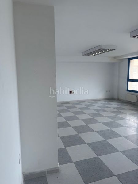 Foto 22ad6037-dedc-499a-b752-a55258bb1f8e. Alquiler local comercial  con sobresuelo en Ribadeo