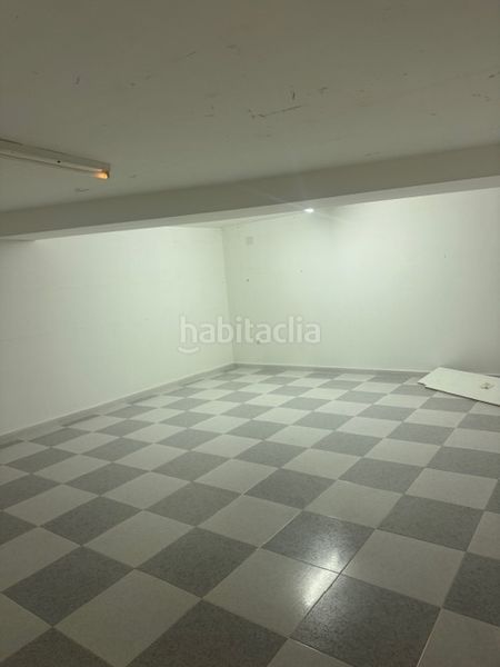 Foto a49942b4-9eaf-43b6-803c-6833851011e6. Alquiler local comercial  con sobresuelo en Ribadeo