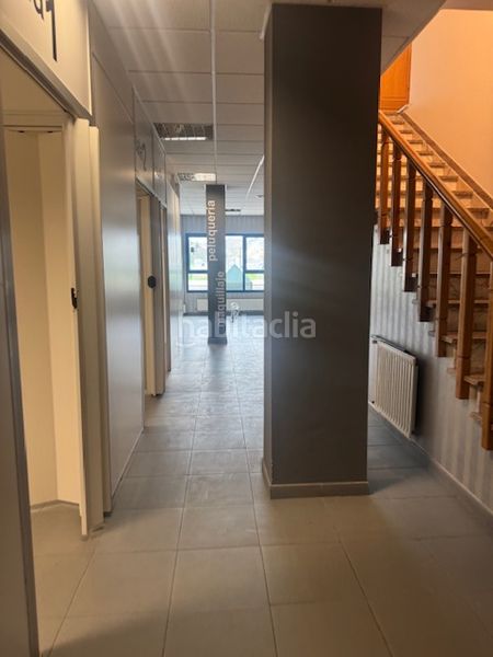 Foto c379fed9-f04a-4d8c-95d3-762332968b9a. Alquiler local comercial  con sobresuelo en Ribadeo
