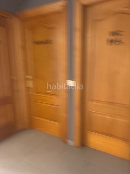 Foto ca3ffc39-3f48-4ee8-a5f8-b36d5fa18123. Alquiler local comercial  con sobresuelo en Ribadeo