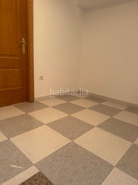 Foto f7afde70-bca6-486a-b2d4-9eac9aa3b7c4. Alquiler local comercial  con sobresuelo en Ribadeo