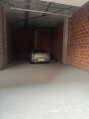 Location Local commercial  Avenida suaron. Bajo par garajes o trasteros
