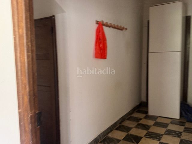 Foto 5f6aa387-a2a4-46c3-b3c5-af06621ced5c. Casa adossada amb calefacció a Vegadeo