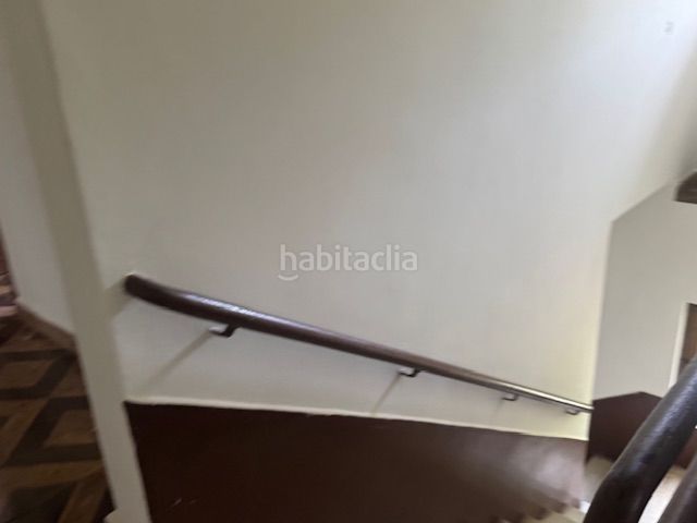 Foto a294c0b0-62c9-49a6-825e-294cbfec4dd5. Casa adossada amb calefacció a Vegadeo