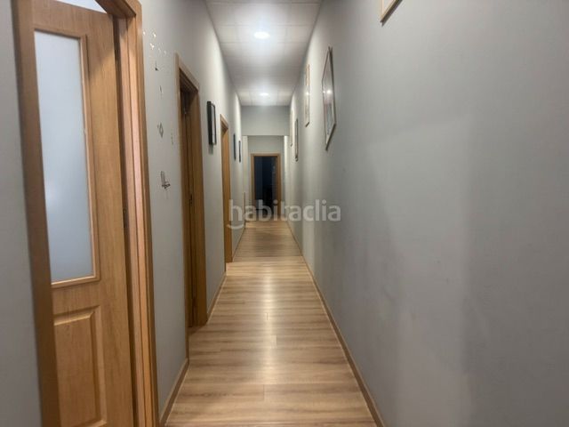 Foto 117ff64d-fca9-4dfe-a928-e97e88f33b61. Local comercial a Vegadeo
