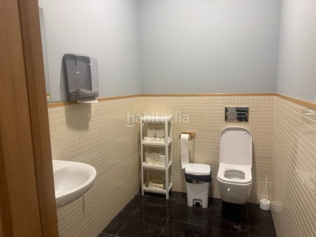 Foto 58d254b3-ac15-4b59-8d68-4bce038a72c5. Local comercial a Vegadeo