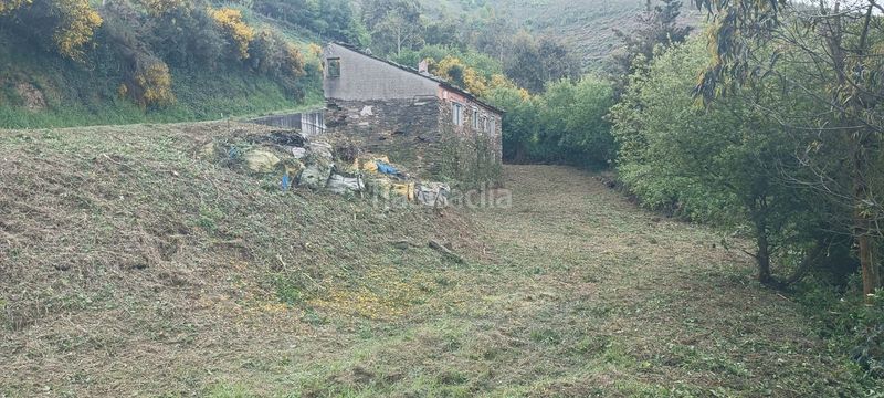 Foto 156348f7-f34b-4fbe-851e-f0bd39ef165a. Masia a Vegadeo