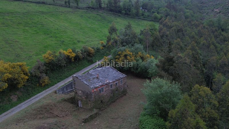 Foto f4456fca-4c3f-43d1-840a-e80c050bb0db. Masia a Vegadeo