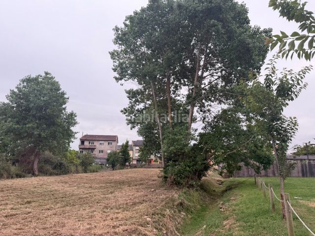 Foto 0a19aab3-6f8a-4b3b-8dee-670fc4e29673. Terreny residencial a Ribadeo