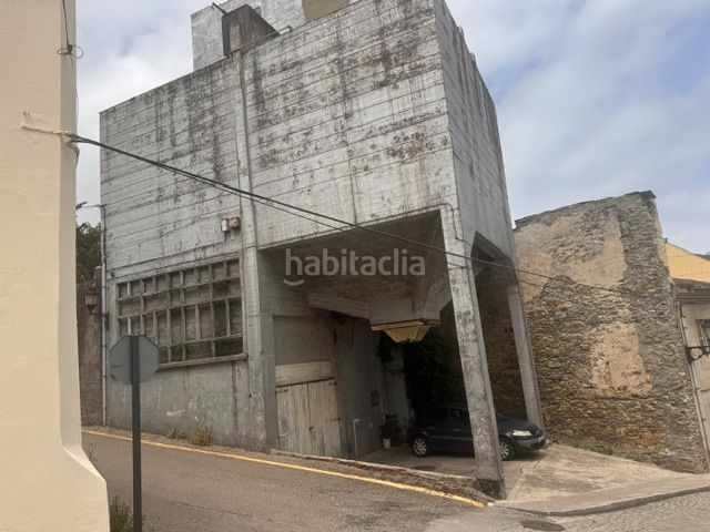 Foto 15b8e0cb-1584-41a0-8726-24f4cdbde840. Nau industrial a Ribadeo
