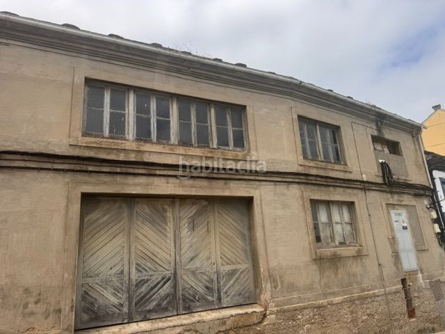 Foto 1ffed345-002a-4674-9176-7f2b2d130666. Nau industrial a Ribadeo