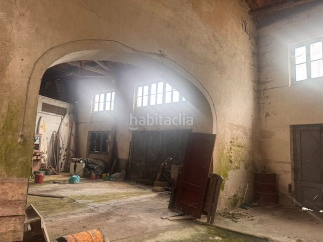 Foto 4fa966bd-5a00-4003-9b16-e731ba41527c. Nau industrial a Ribadeo