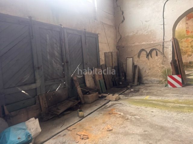 Foto 9793dfe3-7518-4b97-a197-26502f787f1a. Nau industrial a Ribadeo