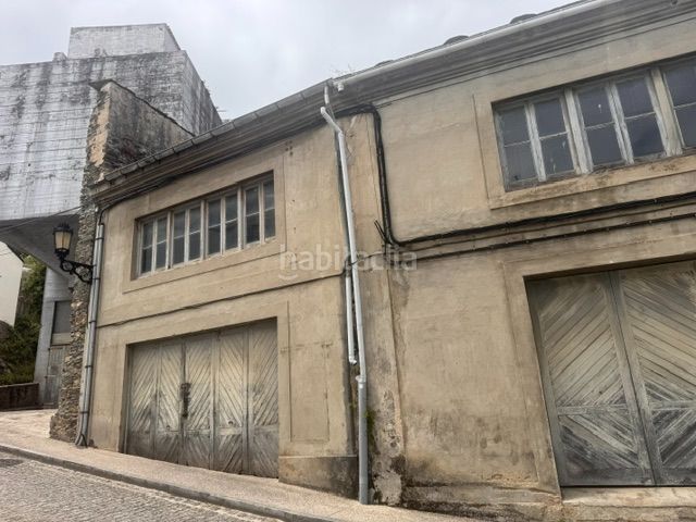 Foto c9094ec3-5e96-4009-8a01-24985b760f83. Nau industrial a Ribadeo