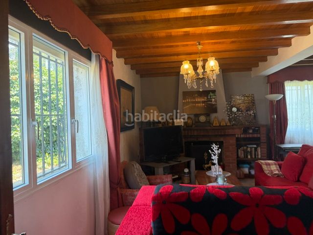 Foto 5071233b-ea91-4574-8d79-fd4d3ff39b7f. Masia amb xemeneia calefacció a Trabada