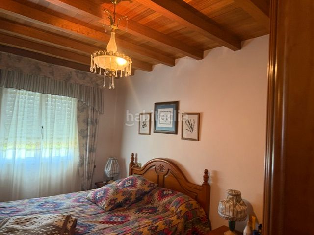 Foto 58adf819-dd29-4db7-b081-6355212df3fb. Masia amb xemeneia calefacció a Trabada