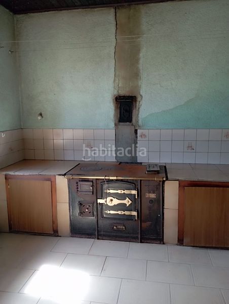 Foto 3a42befc-f732-4354-9819-cd0f8a888130. Masia a Santa Eulalia de Oscos