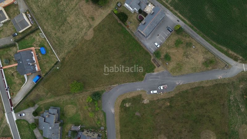 Foto f4cbb407-8c04-487f-a533-641bd09d2191. Terreny residencial a Coaña
