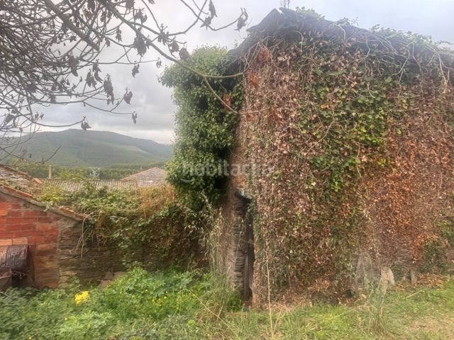 Foto 79cea805-6096-482f-991e-acf0f61af580. Masia a Trabada