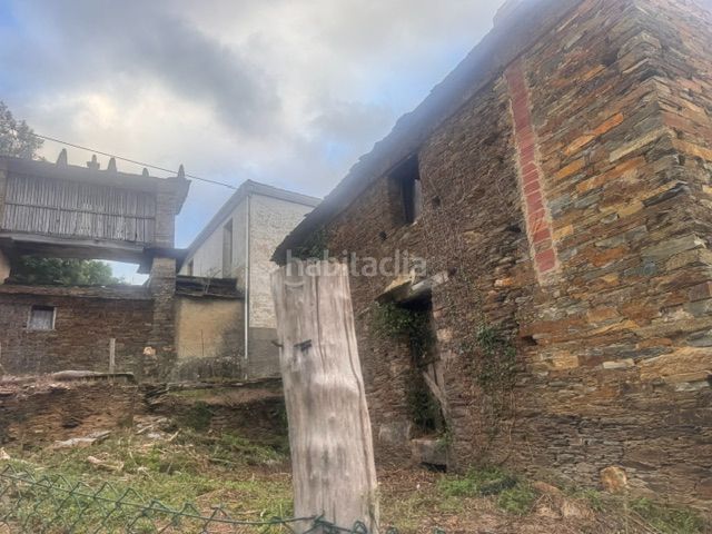 Foto b31f9967-a549-4b8a-9681-f96ec29422ae. Masia a Trabada