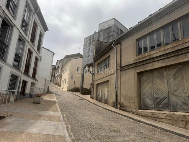 Foto 7840d582-2d1b-4e62-8605-679fbde5b33c. Casa adossada a Ribadeo