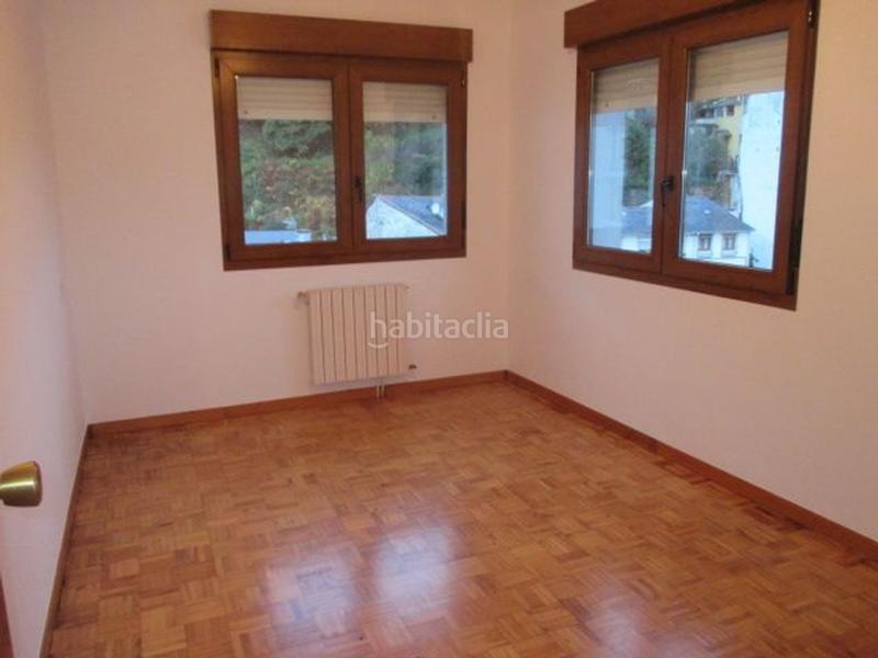 Foto 93288218-1cb8-43a0-af60-e7b8e0410dfc. Appartamento con camino riscaldamento in Vegadeo