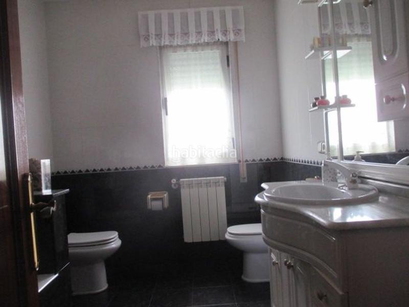 Foto 52016e6a-f7c1-4d73-a552-c62e4008bf54. Casa a Castropol