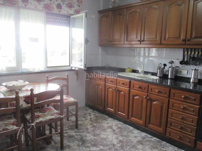 Foto a13b3214-1fd2-4f3b-bcd0-8059b7c6e39d. Casa a Castropol