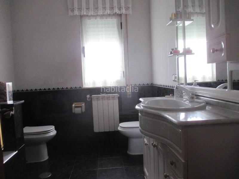 Foto aba53bb9-67fb-4d62-8625-d59bb34e1869. Casa a Castropol