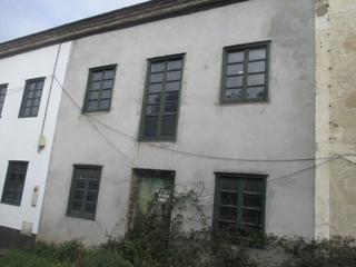 Casa adossada a Castropol