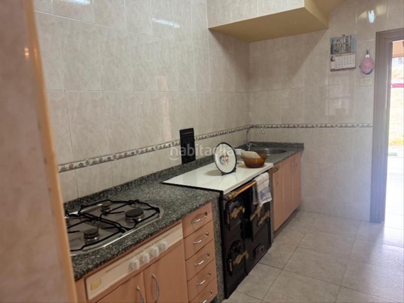 Foto a3399c73-c10f-4d60-8d5e-eca9d5cec823. Casa adosada en Vegadeo