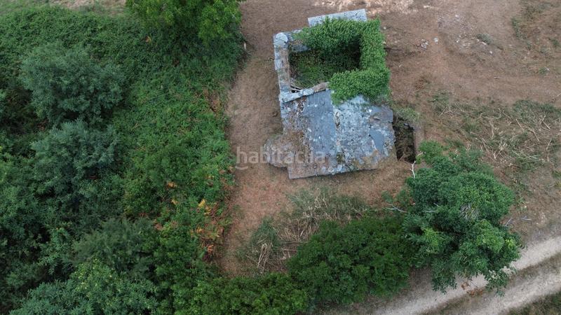 Foto 3fa70ef9-cb8f-4104-b09b-9d4f119a0c0a. Masía casa cabaña de piedra en Castropol
