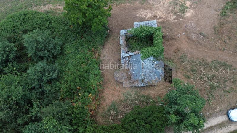Foto e8e74fef-5b14-461b-b492-241f8d436613. Masía casa cabaña de piedra en Castropol