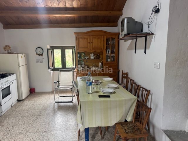 Foto 0a596f49-5385-41c4-89d2-82d662c60801. Casale con camino riscaldamento in Vegadeo