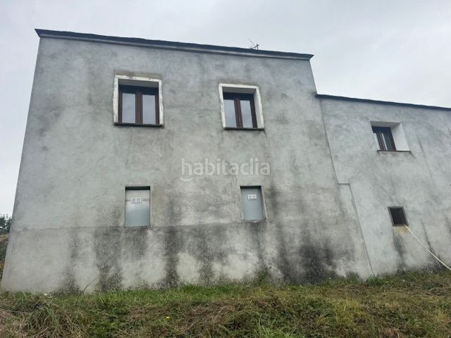 Foto 541cc638-4791-4374-b7d4-ac886473a480. Casale con camino riscaldamento in Vegadeo