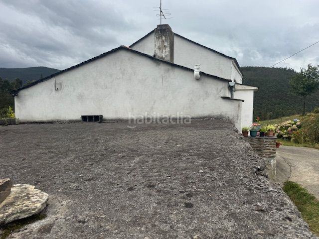 Foto a17dedad-f0d6-4e44-9df9-b72e4081a2f7. Casale con camino riscaldamento in Vegadeo