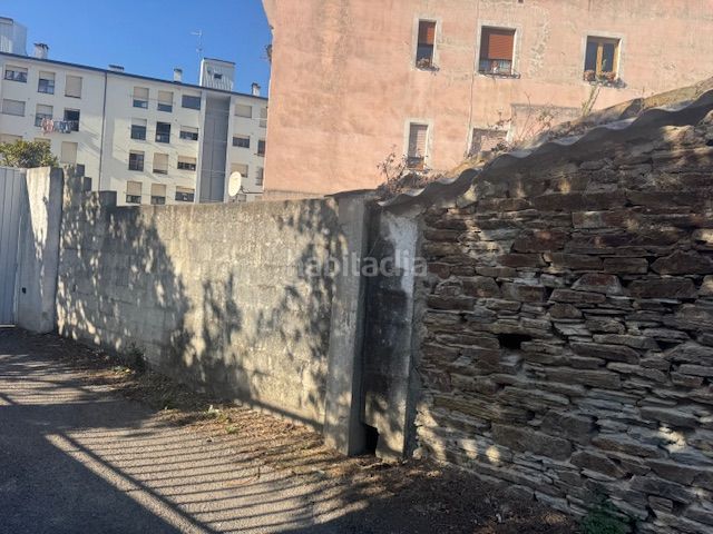 Foto b2ff7530-d523-4af4-b151-d8b53a32a661. Nau industrial a Vegadeo