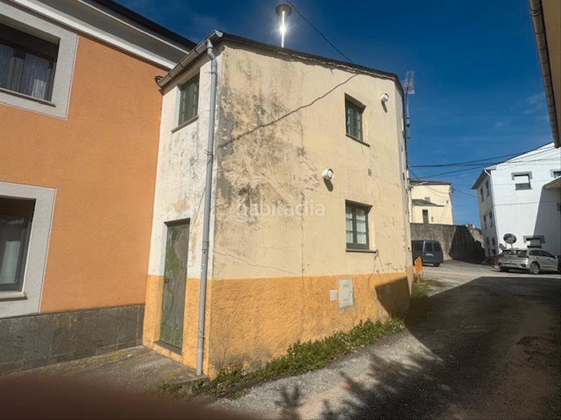 Foto 9648ecd0-9043-4312-bf81-3511b9b737c3. Casa adosada  en Castropol