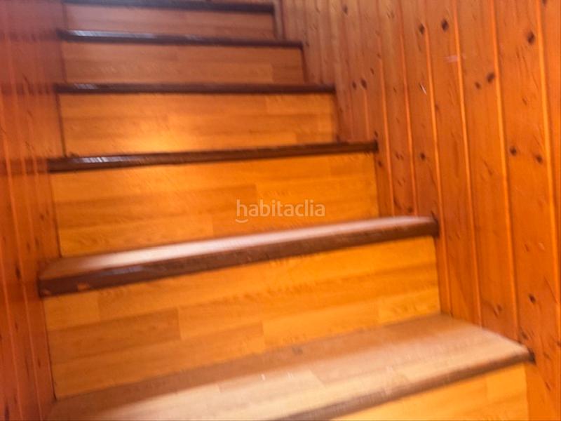 Foto c927243f-8578-42bf-94c1-00b0006b5f30. Casa adosada  en Castropol