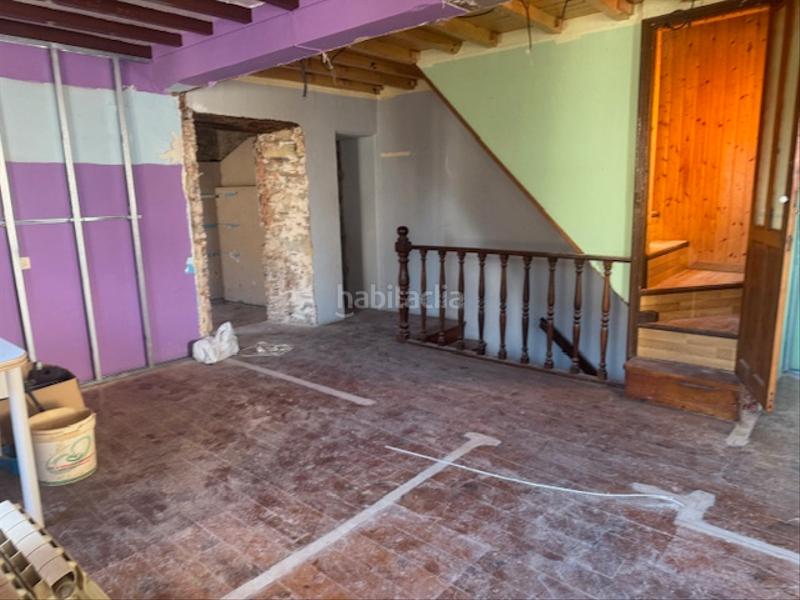 Foto cb998e5a-5b8f-4363-8445-95eea4481d24. Casa adosada  en Castropol