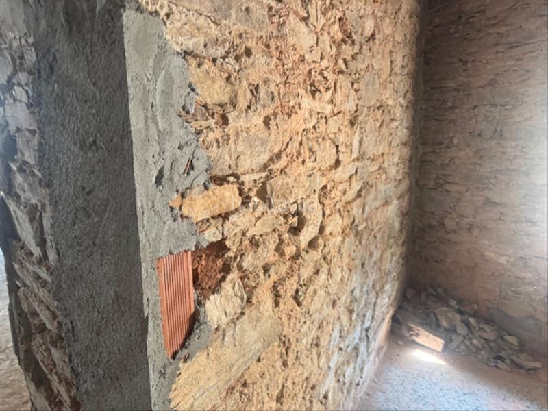 Foto dea5655d-63de-4e44-a4dd-2511390b98d0. Casa adosada  en Castropol