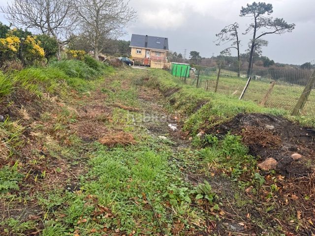 Foto 37d6cc36-f932-4f58-82f0-f16212f0d1f4. Terreny residencial a Castropol