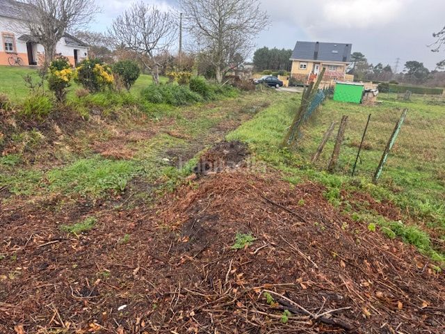 Foto 65756215-96a0-45de-a93c-e2aeaf73c9ee. Terreny residencial a Castropol