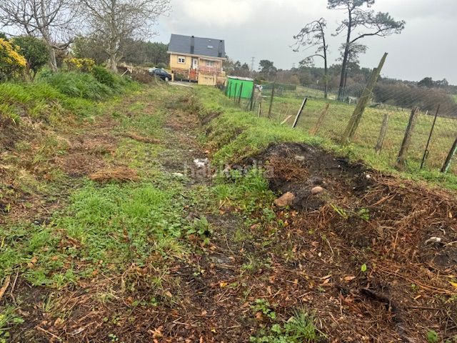 Foto b270c4ae-08f9-4638-9a47-110e5b33684c. Terreny residencial a Castropol