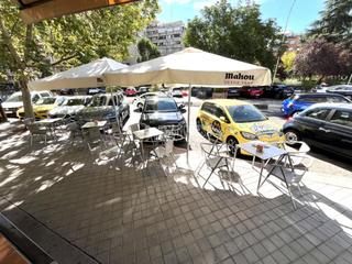 Local Comercial en Hispanoamrica-Bernabu. Tienda en venta en madrid