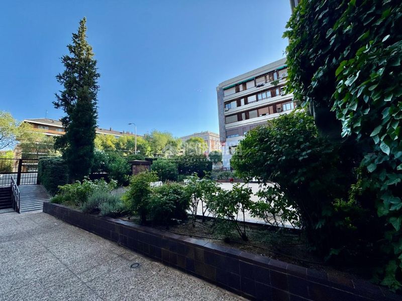 Foto d7ec86df-b292-46b6-85a6-5b855631eae2. Piso  en venta en Nueva España Madrid