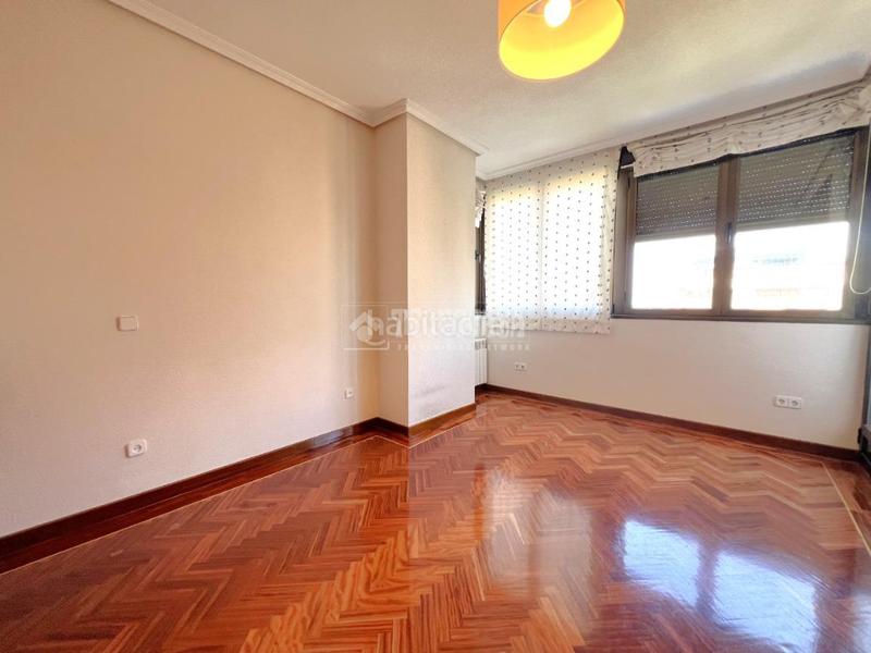 Foto e3dbf71a-ce5c-41b5-aa8c-a1e309bba649. Appartamento con riscaldamento piscina in Costillares Madrid