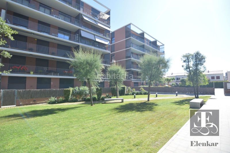 Foto 564e6324-2c1e-41f7-99fa-bf07eacc7365. Dúplex amb aparcament piscina a L´Estany Calafell